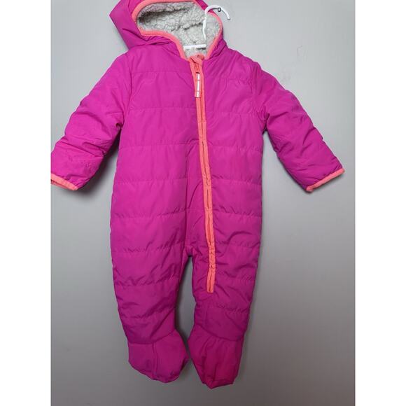 Cat & Jack Baby Girl Hot Pink One Piece Snowsuit Bunting Puffer Size 9 Months - Picture 1 of 6